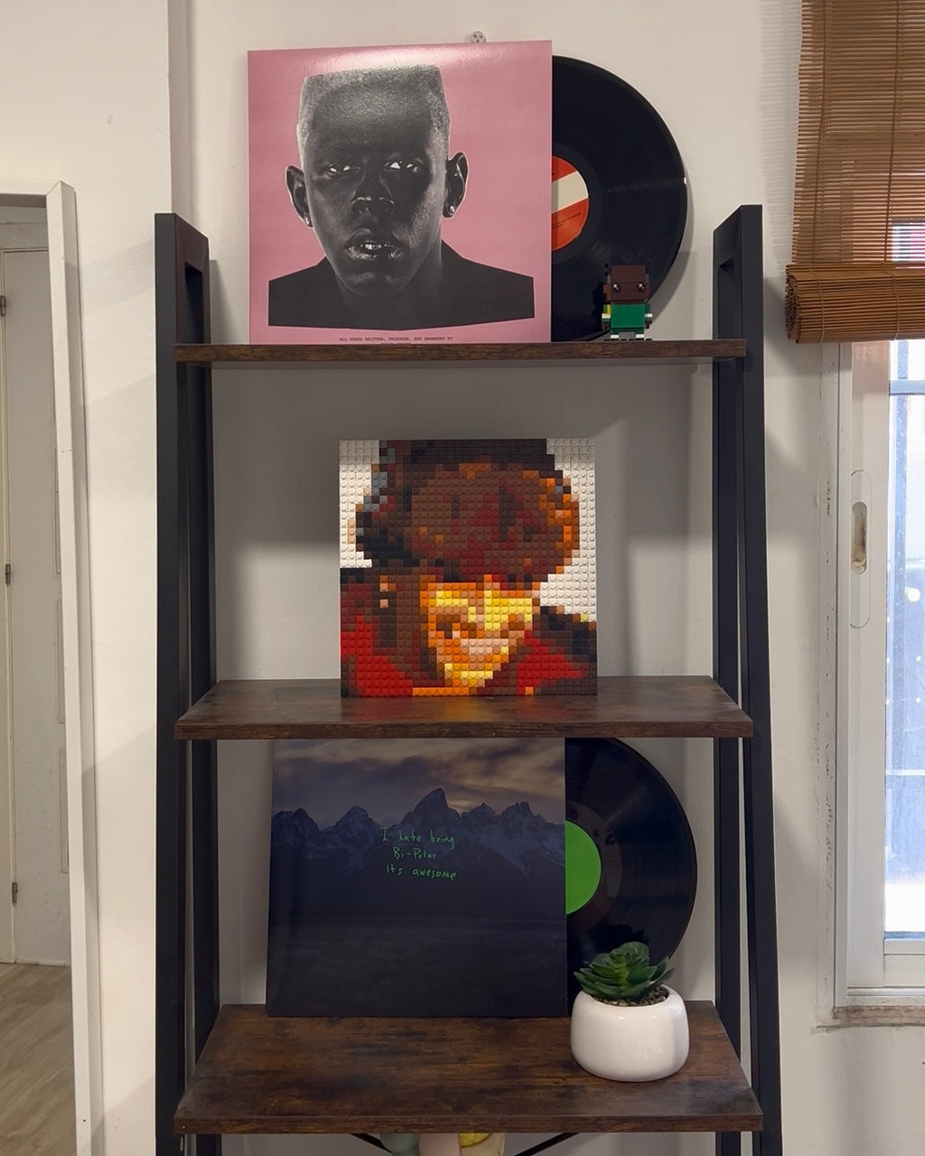 Supernova – Album Brick